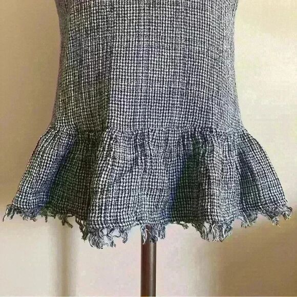 Falls Creek Navy Plaid Ruffle Sleeveless Blouse Women's Size Small - Picture 6 of 7